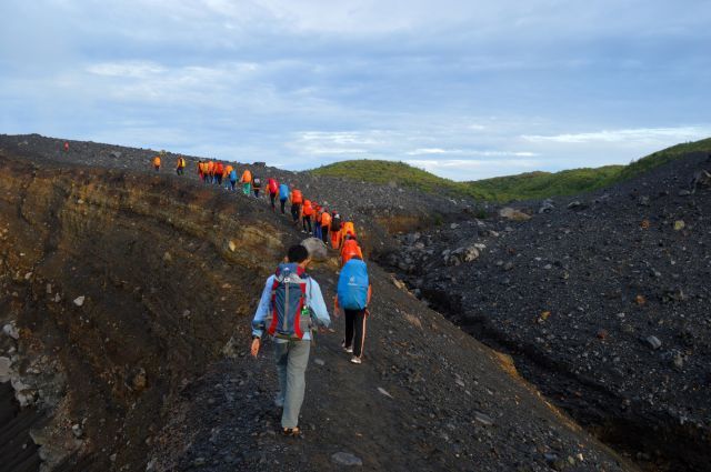 kawah gunung lokon