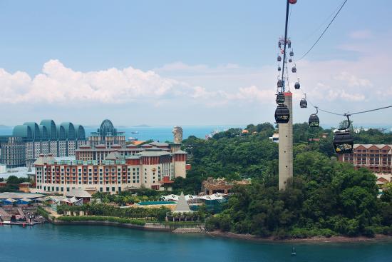 Menyeberang Pulau Sentosa dengan Cable Car (Kredit: Singapore Tourism Board)