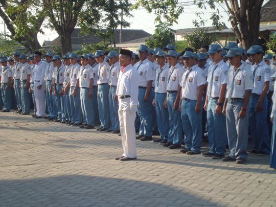 Orang sabar disayang Tuhan