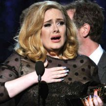 [Kuis] Lagu Adele Manakah yang Menceritakan Kisah Cintamu?