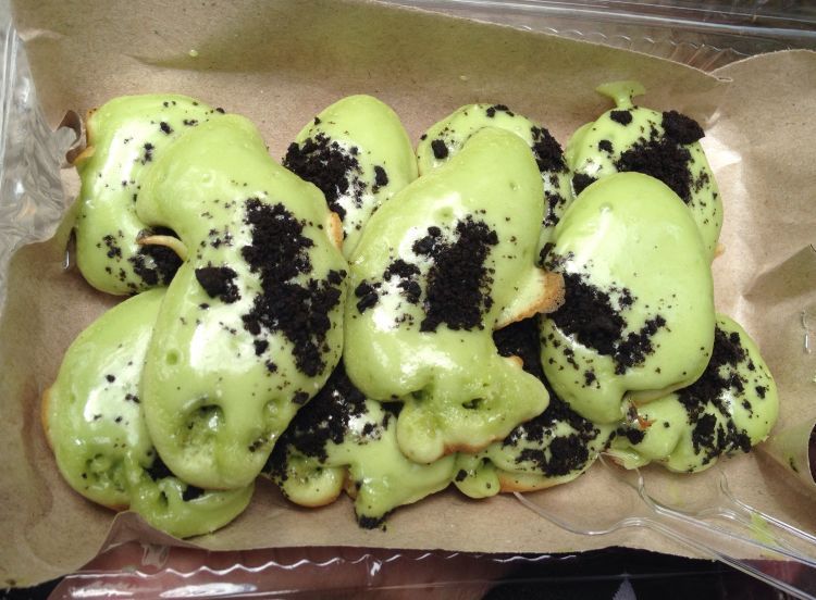 Kue cubit green tea yang kekinian. Tapi bikin bokek