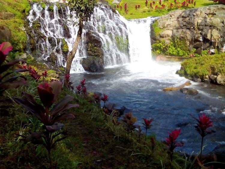 Versi mini air terjun niagara (kredit: Meilinda Pujiwati)