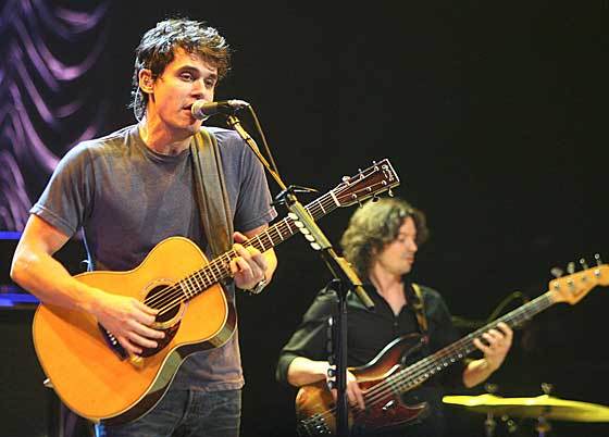 gimana ngga melting kalau John Mayer yang nyanyiin