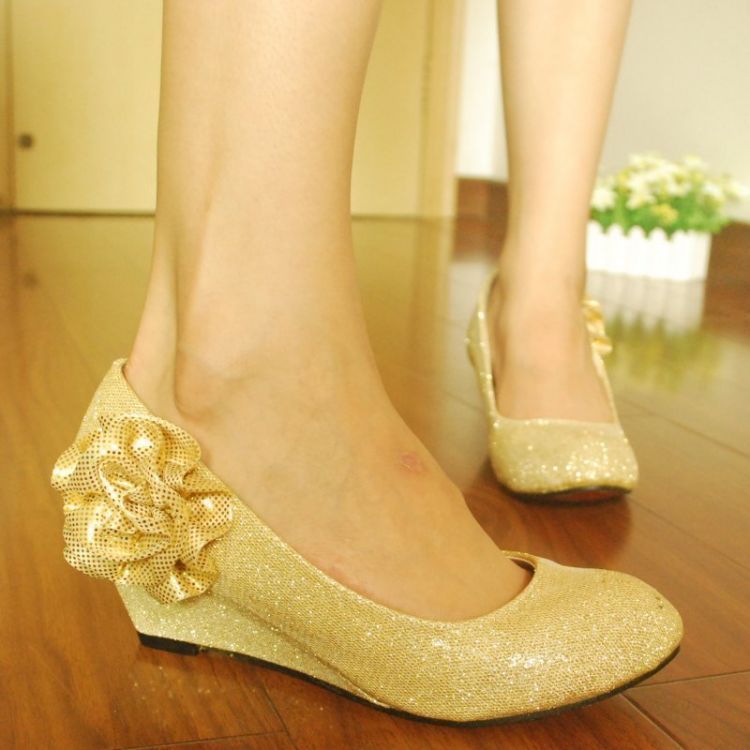 Wedding Shoes Nggak Harus Menyiksa Kaki, 7 Wedding Shoes Ini Bisa Bikin Kamu Tetap Nyaman di Pesta