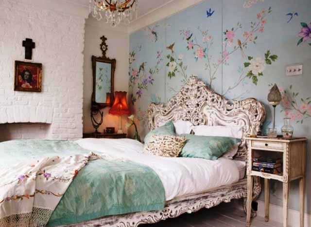 lovely shabby bedroom