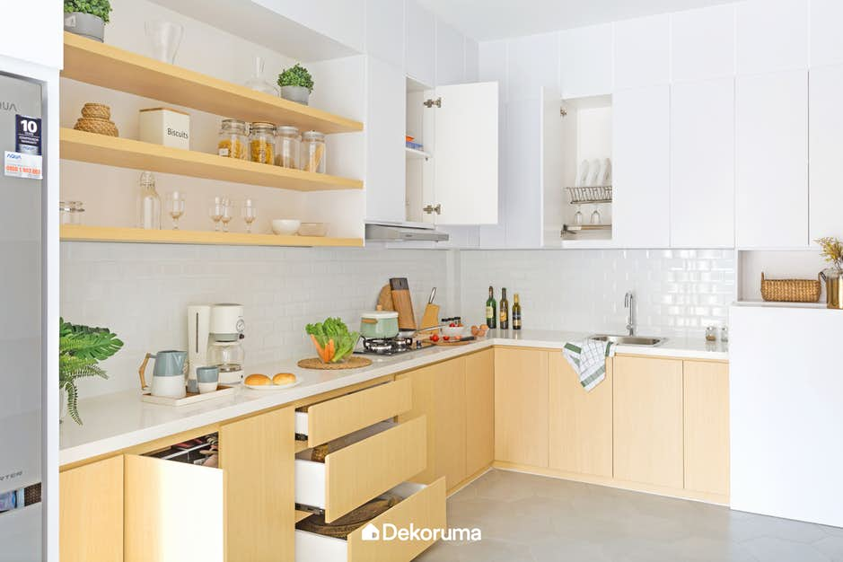 5 Desain Dapur yang Dominan Warna Putih. Bikin Makin Semangat Masak deh!