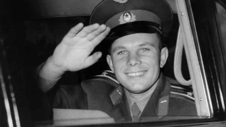 Mengenal Yuri Gagarin, Seorang Kosmonot Uni Soviet yang Menjadi Manusia Pertama di Luar Angkasa