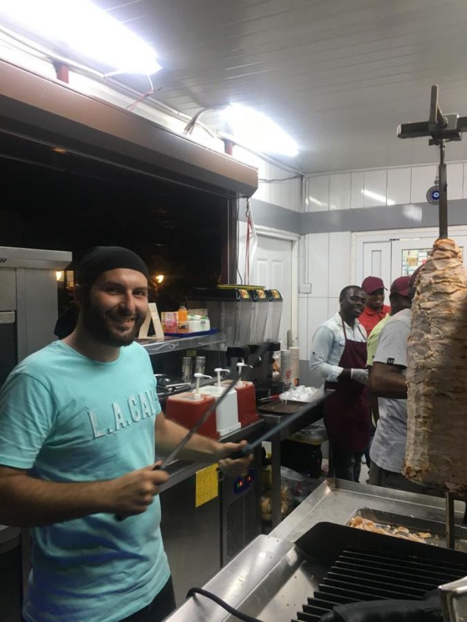 Shawarma VS Kebab, Kuliner Tradisional dengan Daging, Bedanya Apa, Sih?