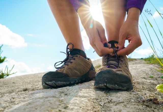 Sepatu Hiking