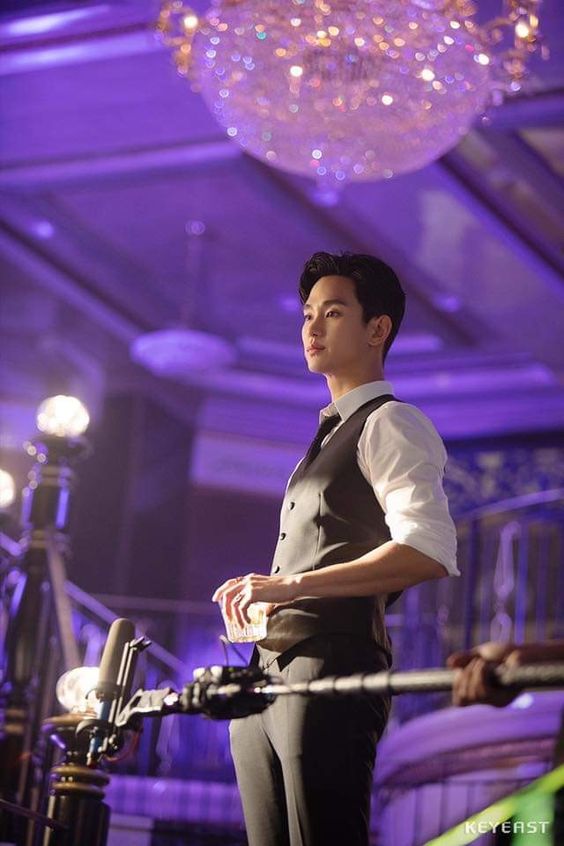 Kim Soo Hyun as Cameo in Hotel Del Luna