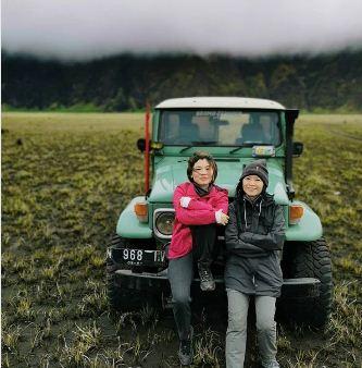 Traveling bersama travelmate di Bromo. Oleh @ivy_owl 