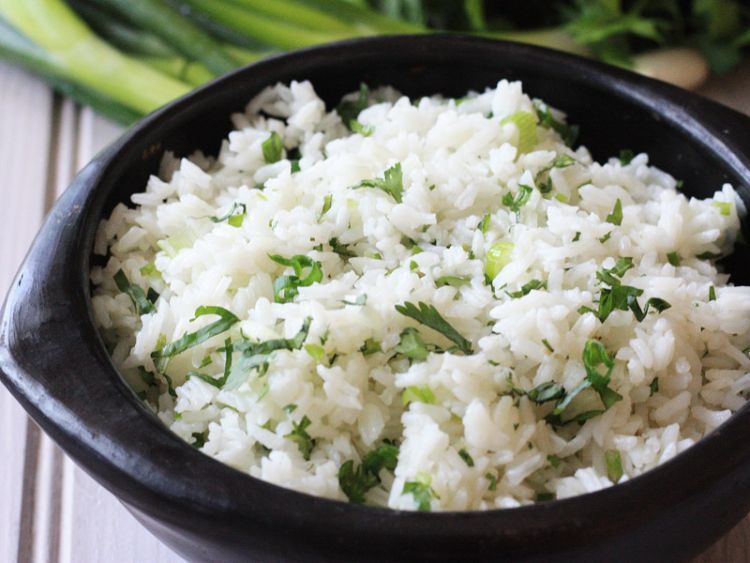 nasi daun bawang lengkap dengan coriander