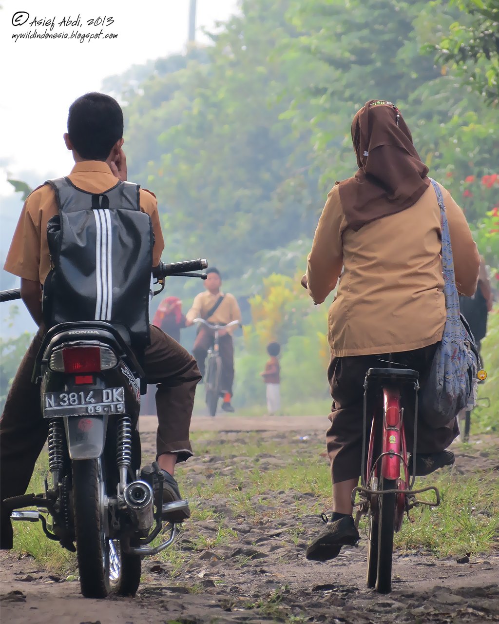 Jangan Minder! Motivasi Dirimu Sendiri Buat Kamu yang Ke Sekolah Menggunakan Sepeda Kayuh !