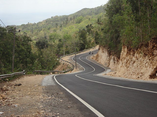 pembangunan jalan sudah mulai merata