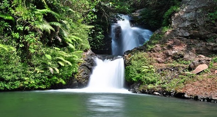 Air Terjun atau Curug di Jawa Barat