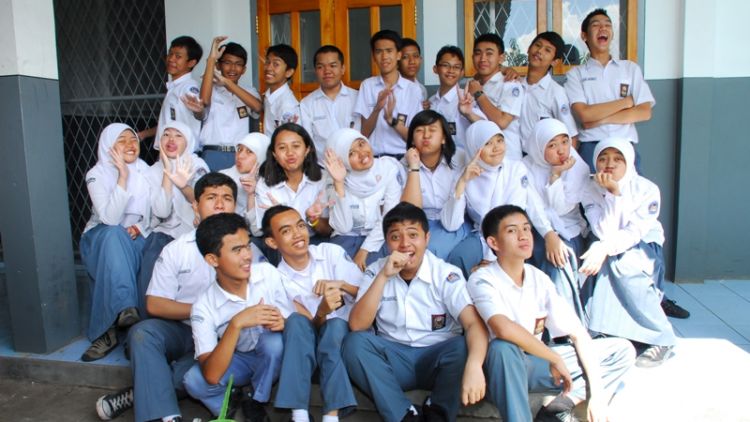 Kalau Ingat 10 Momen Konyol Ini, Rasanya Pengen Balik Ke Sekolah Lagi…