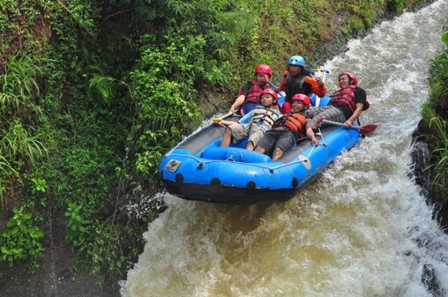 kasembon rafting malang