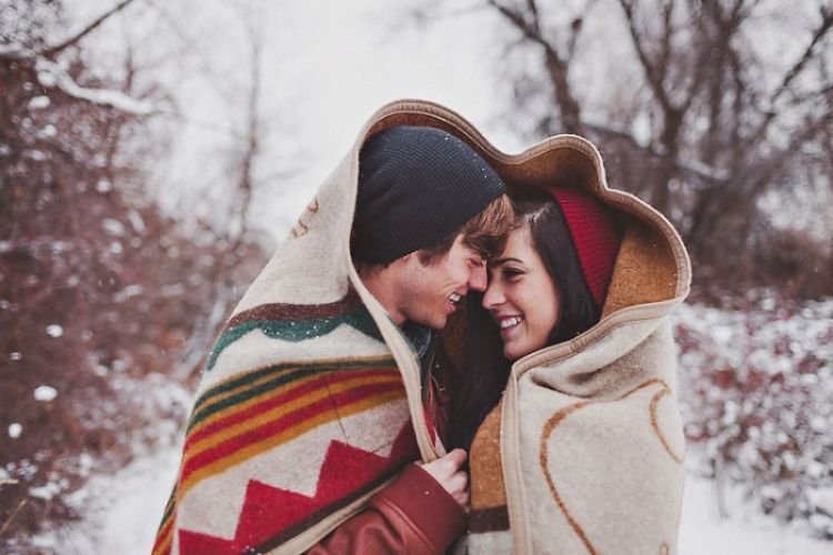 winter-engagement-snow-blanket-boise-37