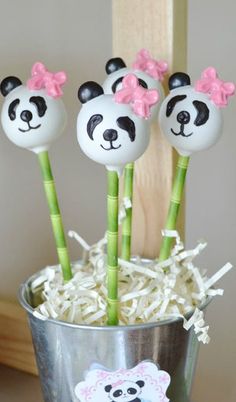 Panda cake pops