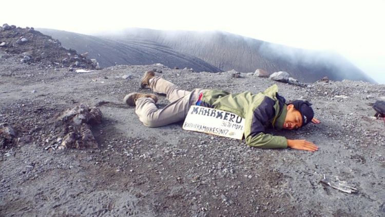 Kamu Jomblo? Ini 6 Alasan Kenapa Kamu Harus Sering Mendaki 