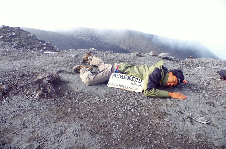 Kamu Jomblo? Ini 6 Alasan Kenapa Kamu Harus Sering Mendaki Gunung!