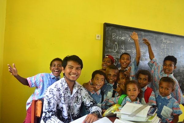 Pas Kecil Malah Menjadikan Profesi Ini Cita-cita? Masa Kecilmu Gak Cuma Bahagia, Tapi Juga Tak Biasa!