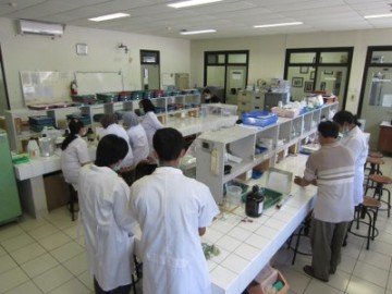 laboratorium toksikologi pertanian