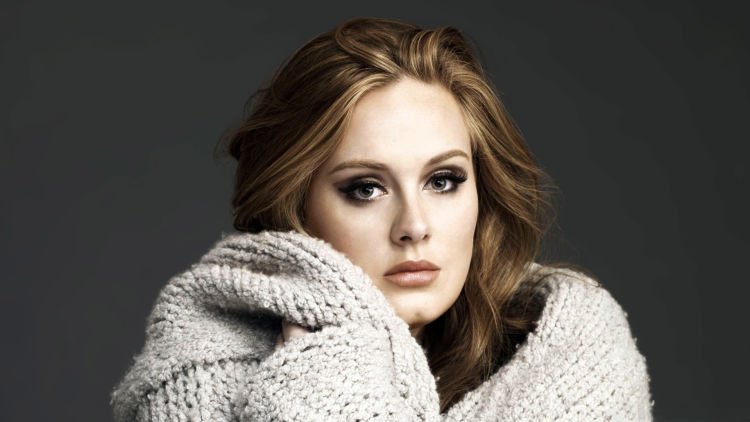 Bukan Cuma Lagunya yang Jadi Soundtrack Baper. 15 Hal Ini Bikin Adele Layak Jadi Role Model Kita