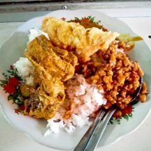 [Kuis] Kamu Tipe Orang Seperti Apa Sih Jika Dilihat Dari Cara Makanmu?