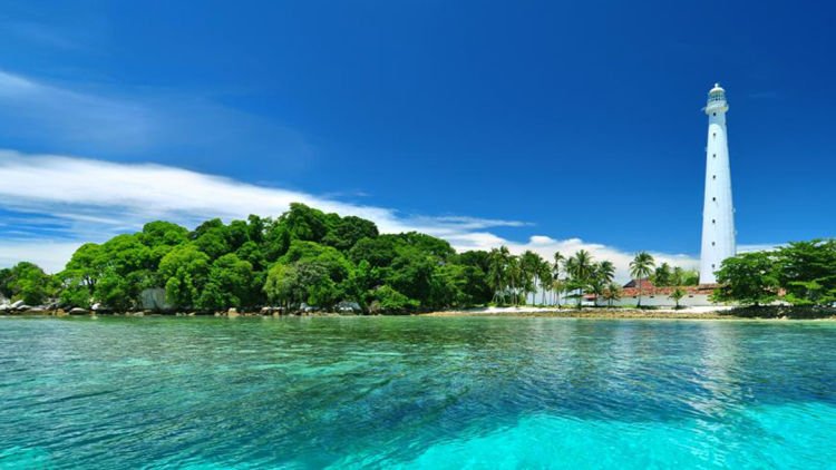 Jelajahilah Pulau Belitung dengan Nuansa Laskar Pelangi! Panoramanya Eksotis dan Bikin Jatuh Hati!