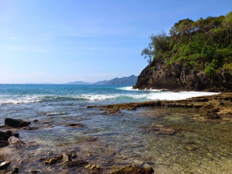 Air tenang yang kasat mata.