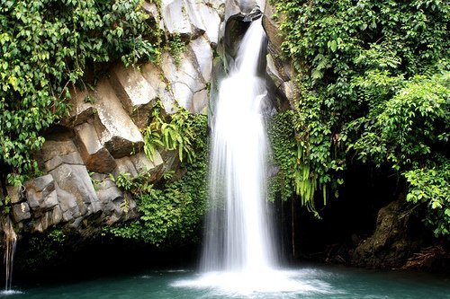 Air Terjun Way Lalaan