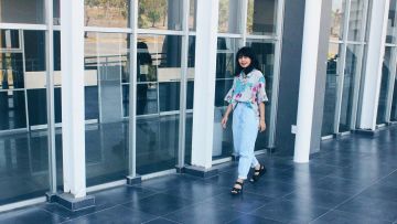 7 Style Baju Secondhand Ini Bikin Kamu Terlihat Elegan. Karena Tampil Cantik Gak Harus Mahal!