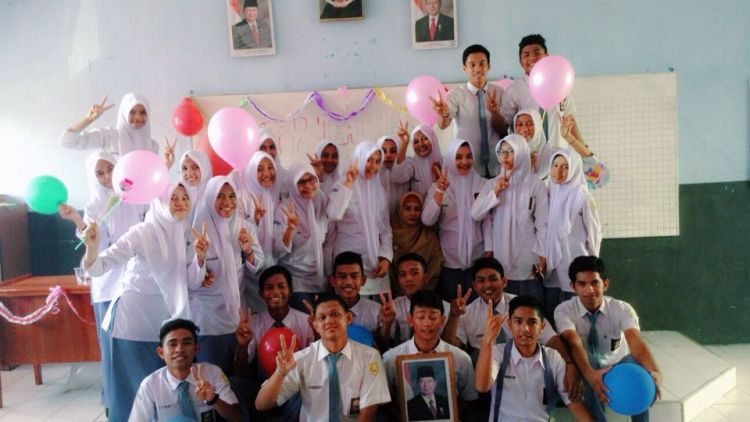 Mulai Dari Guru Galak Sampai Naksir Kakak Kelas, 15 Hal Ini yang Ngga Akan Pernah Kamu Lupakan Di Masa SMA