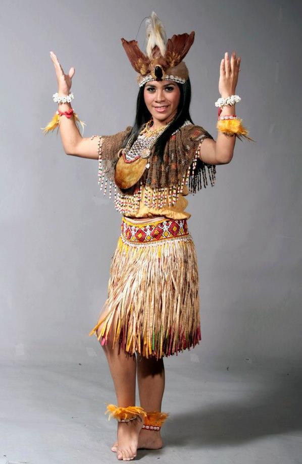 2013-Puteri-Indonesia-contestant-38-8