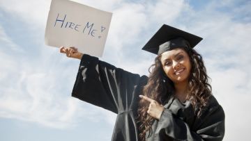 Ijazah Bukan Segalanya. Malah 7 Hal Ini yang Membuatmu Cepat Dapat Kerja