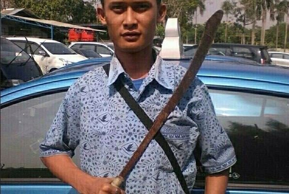 Indonesian Walking Dead! Cerita "Zombie" Demo Tolak Uber 