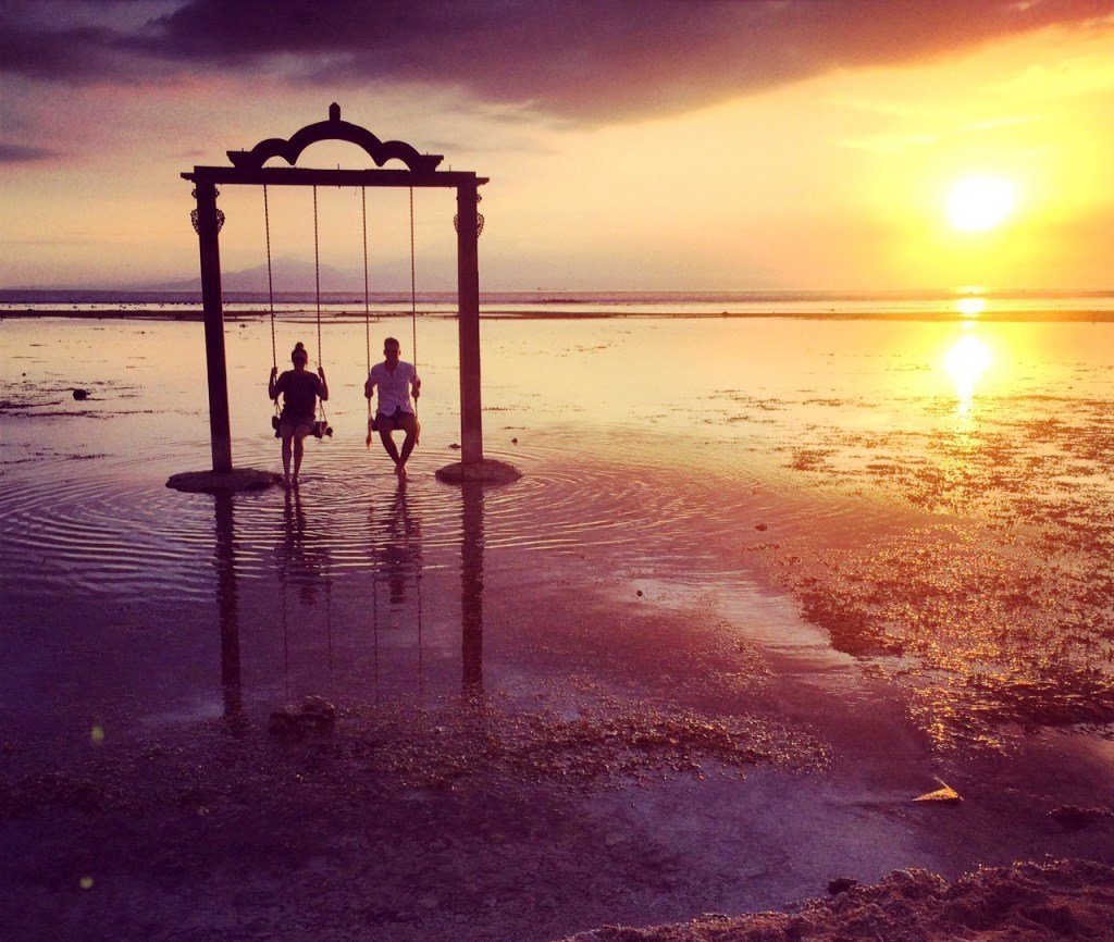 10 Pantai Terindah di Indonesia yang Begitu Syahdu. Kamu Wajib Mengunjungi Setidaknya Sekali Seumur Hidupmu!