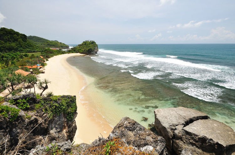 Kalau gak bisa ke Bali, ajak Adik ke sini aja, Bang!