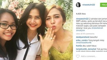 Kenapa Orang-Orang Sering Banget Update Foto Cincin Tunangan Atau Nikah di Media Sosial? Ini 6 Alasannya!