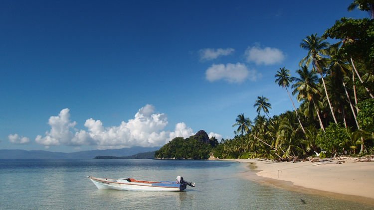 Kepulauan Sangihe, Sang Permata di Beranda Utara Indonesia! Pesonanya Akan Membuatmu Terpana Tanpa Jeda!