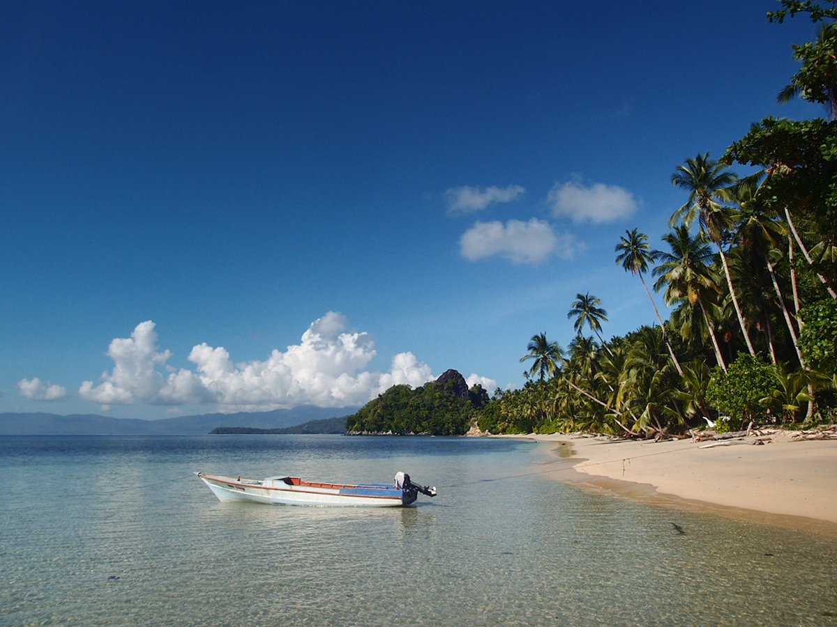 Kepulauan Sangihe, Sang Permata di Beranda Utara Indonesia! Pesonanya Akan Membuatmu Terpana Tanpa Jeda!