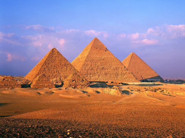 http://images1.fanpop.com/images/image_uploads/Pyramids-of-Giza-egypt-1239953_1600_1200.jpg