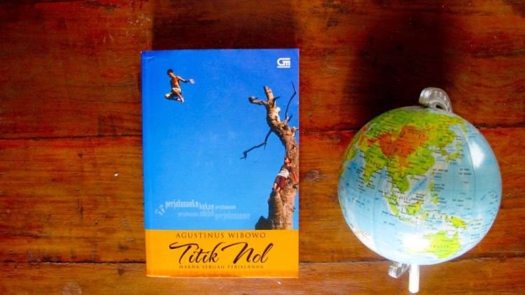 Travelers, Inilah 10 Buku Traveling yang Inspiratif! Setelah Membacanya Tuntas Bakal Bikin Kamu Pengen Jelajahi Dunia!