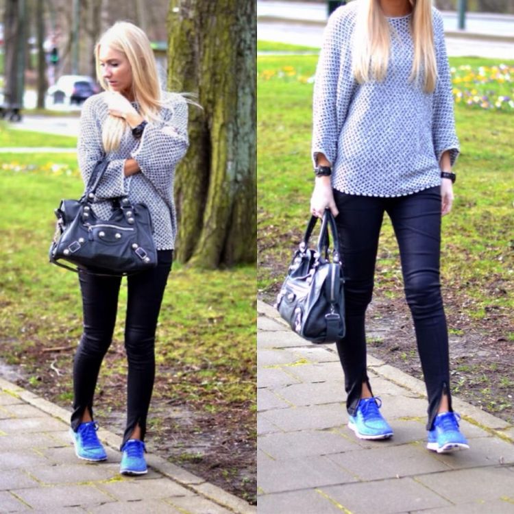 sweater biru, ugh lucuk!