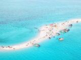 10 Pantai Terindah di Indonesia yang Begitu Syahdu. Kamu Wajib Mengunjungi Setidaknya Sekali Seumur Hidupmu!