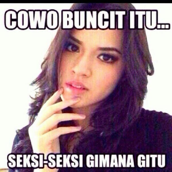 Aku suka cowok buncit