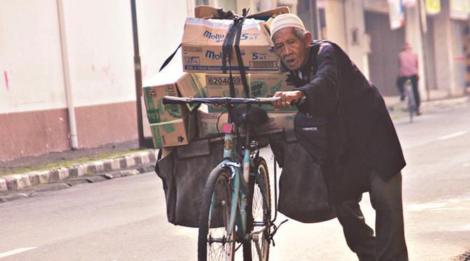 Mereka yang Memilih Untuk Tidak Mengemis, Namun Sering Dipandang Sebelah Mata