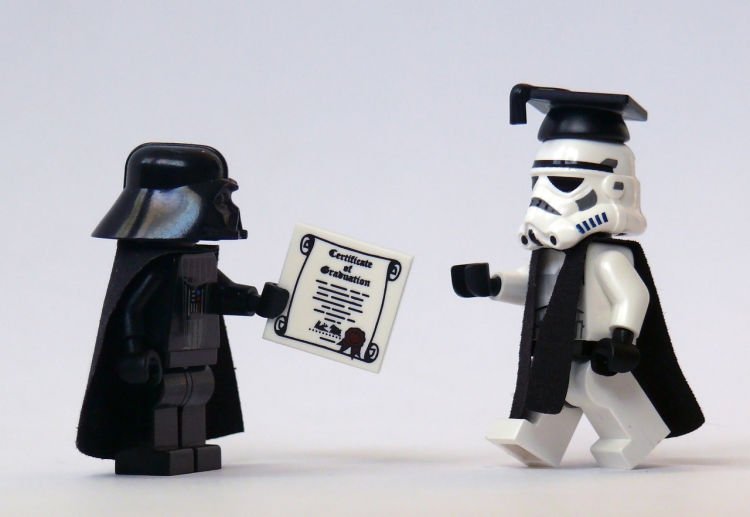 Stormtrooper wisuda