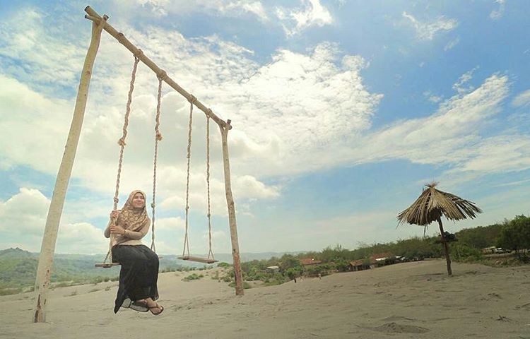 Pak Gubernur Tolong Lindungi Gumuk Pasir di Bantul Dong! Ntar Kalau Hilang, Jomblo Macam Kami Maennya Ke Mana?